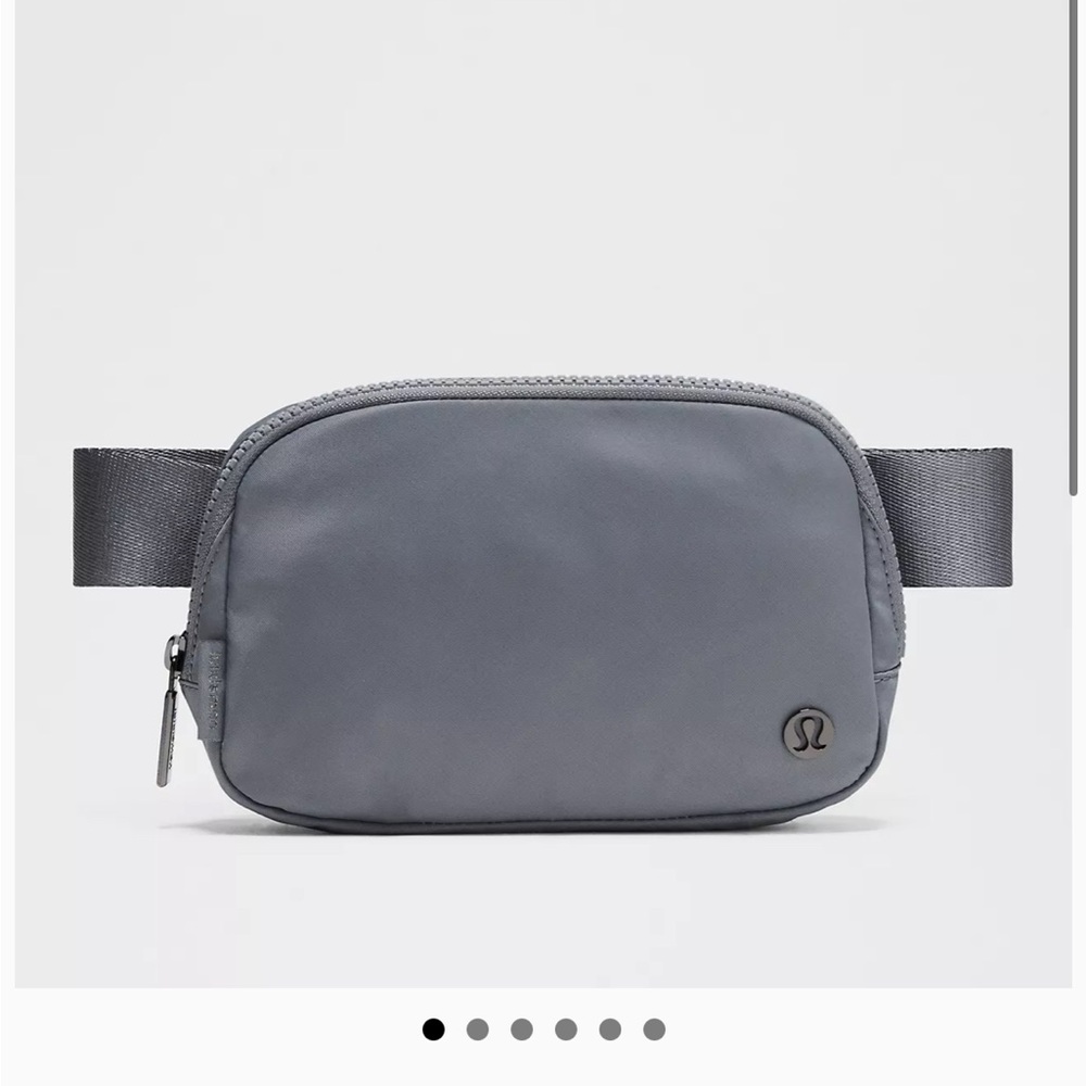 Lululemon Everywhere Belt Bag 1L Gray